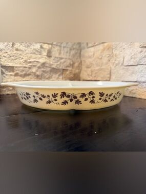 Pyrex Golden Acorn Divided Casserole Milk Glass Dish 1 1/2 Quart Vintage